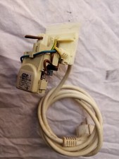 Câble d'alimentation  + filtre antiparasite Lave-linge INDESIT IWC5105