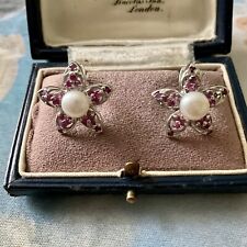 NATUREL RUBIS, PERLE, VERMEIL OR BLANC ARGENT, ANCIENNES BOUCLES D’OREILLES