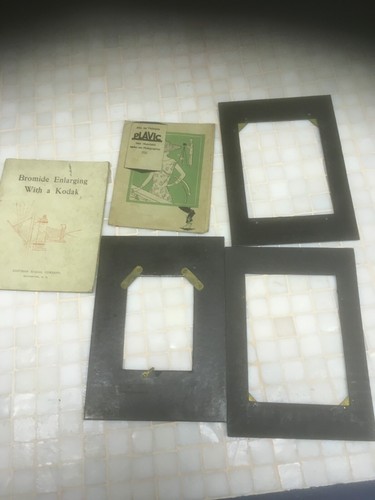 Supports plaques pour - plaques,