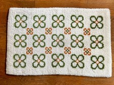 Tapis vintage en laine