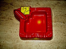 CENDRIER Rouge & Jaune - AUSTRALIAN - Rugby - Matière Plastique - bon état -