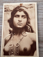 jeune fille  nue mauresque bédouine. Bon état.