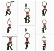 PORTE CLES KEYCHAIN LETTRE FEE