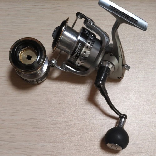 Moulinet tournant léger - , daiwa