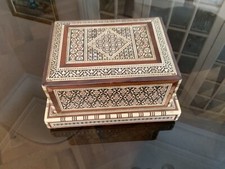 Belle boîte à cigarettes en