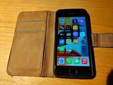 Apple iPhone SE - 32 Go - Gris Sidéral (Désimlocké)