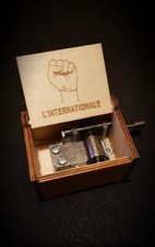 Boîte à musique en bois