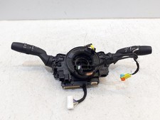 2022 TOYOTA YARIS CROSS Tiges