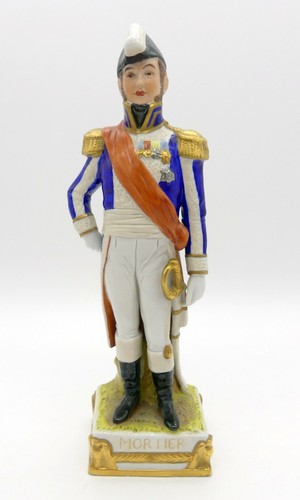Figurine porcelaine soldat - figurine, en