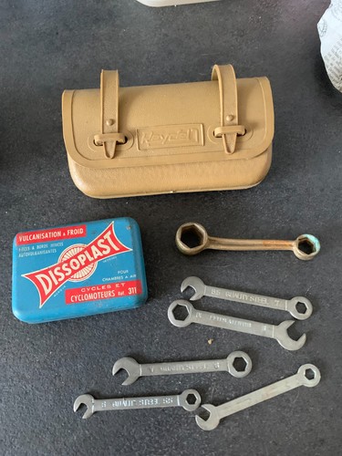 Ancienne sacoche trousse à - ancienne, /