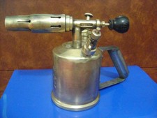 Ancienne , Lampe à Souder ,M2 Vesta Fd Paris 18 x27 x10 cm