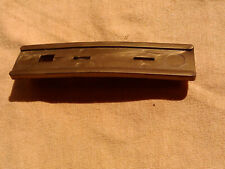  02400  épinglette militaire de patronyme 