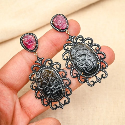 Diamant pavé rubis - &,
