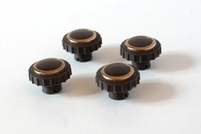 Lot de 4 Boutons identiques