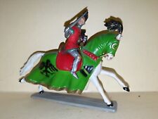 STARLUX moyen age (ref 6119) seigneur combattant cheval robe