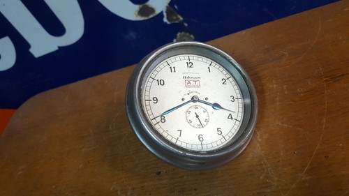 Horloge compteur a t - a.t.,