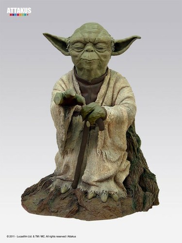 Yoda using the force statue - the,