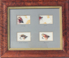 PECHE A LA MOUCHE - ORIGINAL ENCADREMENT DE 4 MOUCHES ANGLAISES - 32 x 38 cm