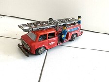 CAMION DE  POMPIERS EN TÔLE