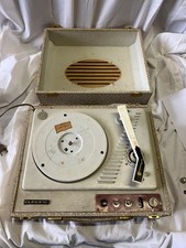 pickup vintage à lampe Europe tourne disque, bras cassé