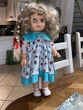 Poupée KATTIE de Kenner