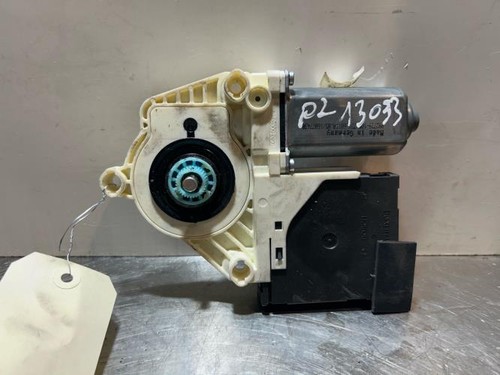 Moteur leve vitre avant droit