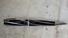 RARE STYLO BILLE VISCONTI DIVINA EN LUCITE NOIRE TORSADEE - DESIGN SUPERBE