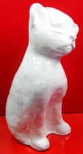 Chat en céramique craquelée