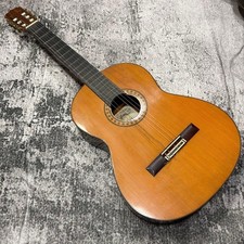 Guitare classique vintage Aria