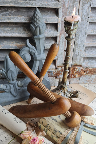Anciens embauchoirs bois - anciens,