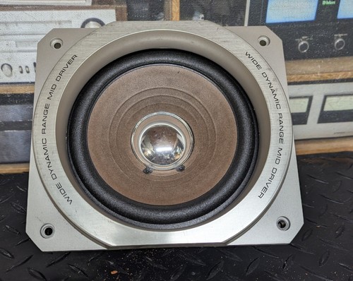 Midrange from pioneer 907 - 1,