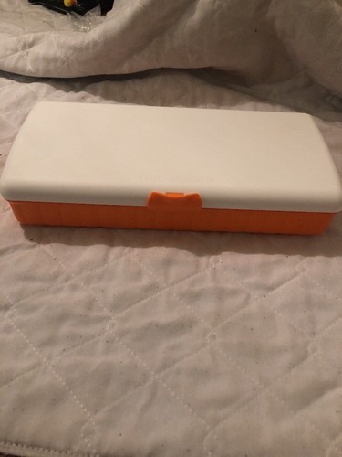 Tupperware lunch things - tupperware,