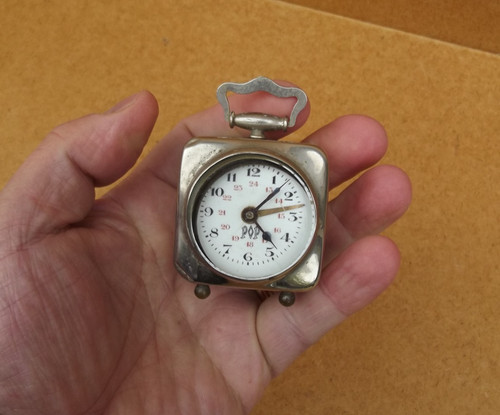 Ancienne petite pendule - petite,