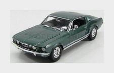 MAISTO 31166GR FORD USA - MUSTANG GTA COUPE FASTBACK 1967 - VERT MET - 1/18