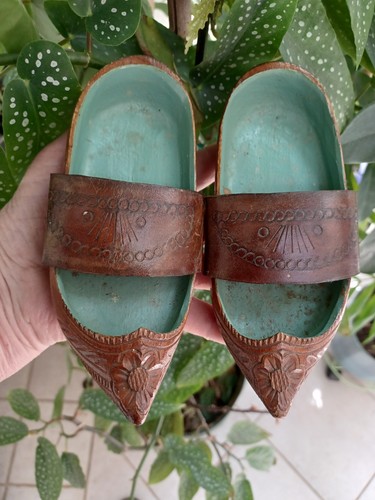 Paire sabots bois peint - paire,