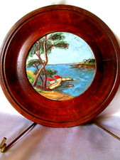 ASSIETTE MURALE DECORATIVE PEINTE bois sculpté peinture Cuers Var Provence c1950