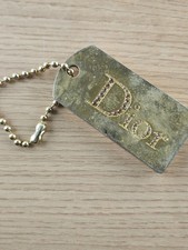 Porte-clés maquillage Dior