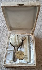 Ancien coffret de coiffure en métal argenté Noël Collet