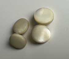 paire d' anciens boutons de
