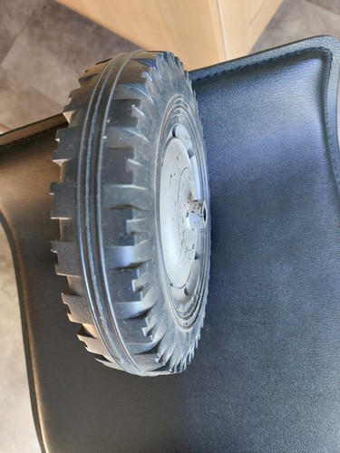 Roue pour tracteur à - roue,