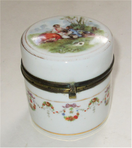Boite porcelaine ancienne - en,
