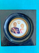 MINIATURE RAINIER ET GRACE DE