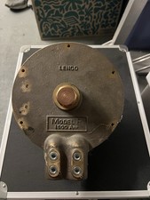 Lenco Model R