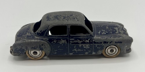 Frégate renault bleu - la,