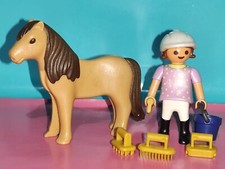 PLAYMOBIL FIGURINE FILLE AVEC