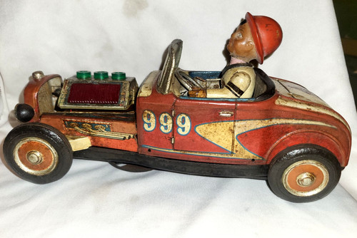 Voiture jouet vintage - jouet, tôle