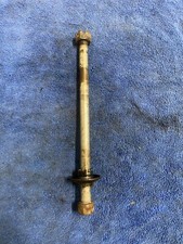 Axe roue avant Yamaha 50 DTMX