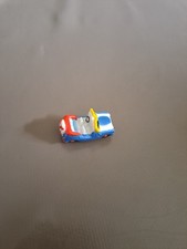 fève voiture couleurs 4L 2016 lunettes