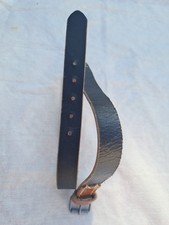sangle de paquetage EN  CUIR Allemande WW2 en reproduction  , longueur 63cm
