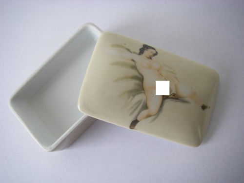 8x5x2 8cm boite - 8x5x2.8cm, en